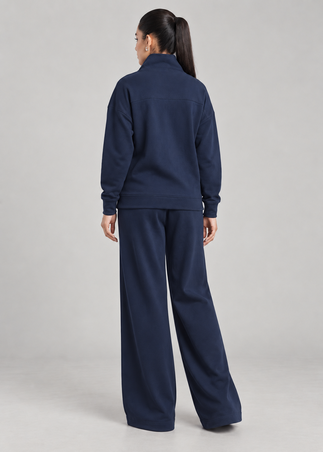 Retreat Fleece Bottom in Classic Navy - back view