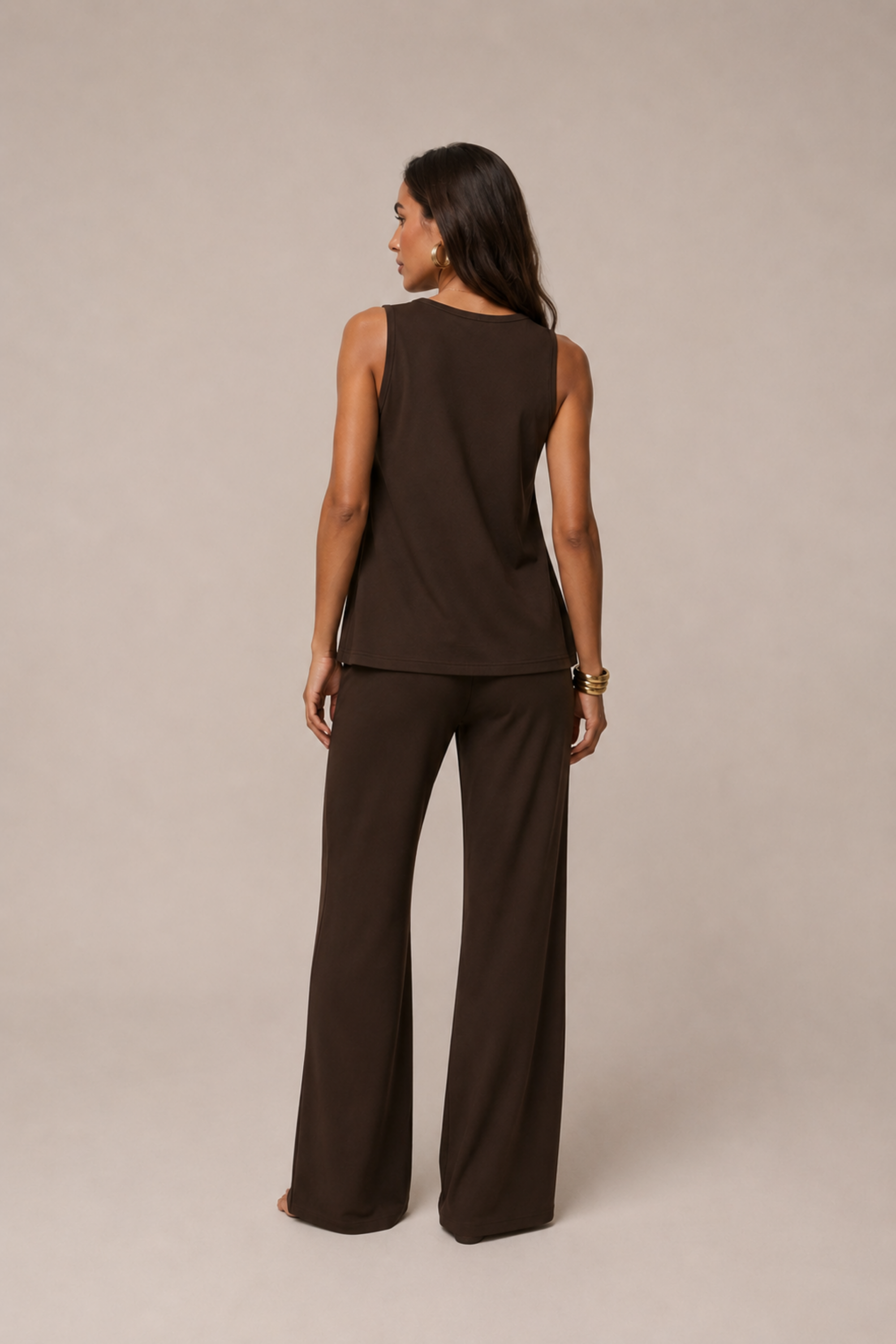back profile of Koye Mocha sleeveless top and pajama set.