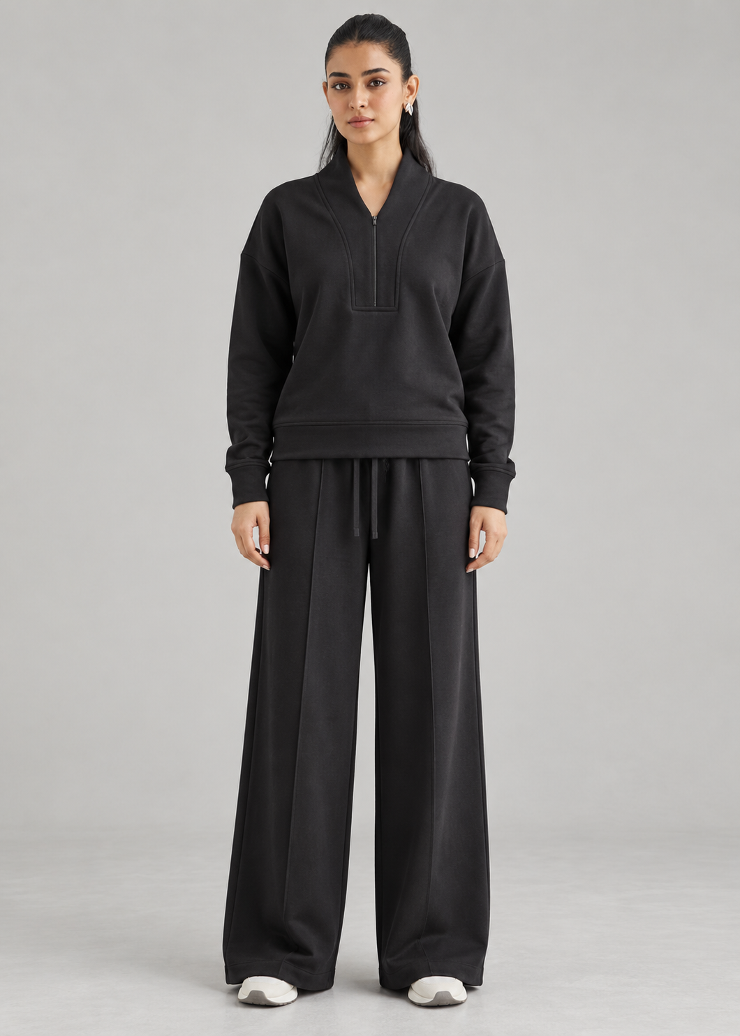Retreat Fleece Bottom in Black - full front view